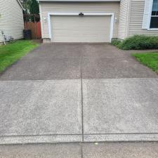Driveway Pressure Washing in Tigard, OR 0